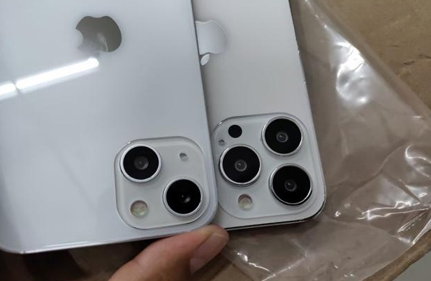 青浦苹果手机维修分享iPhone 13‌机模长什么样 