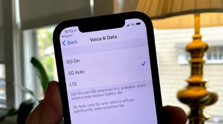 青浦苹果手机维修分享iPhone 12如何打开或关闭5G网络 