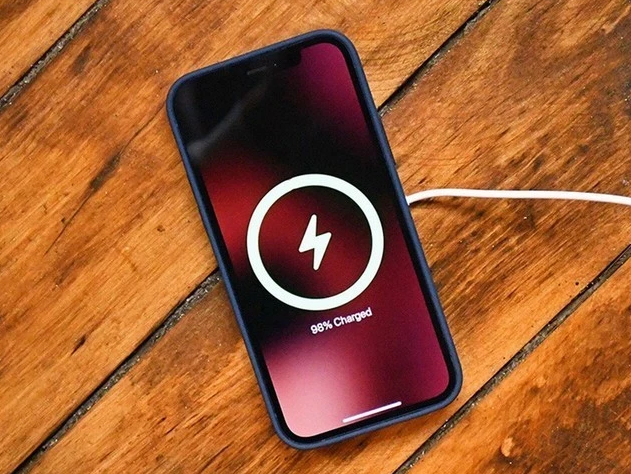 青浦苹果手机维修分享iPhone 12可以随便充电吗 